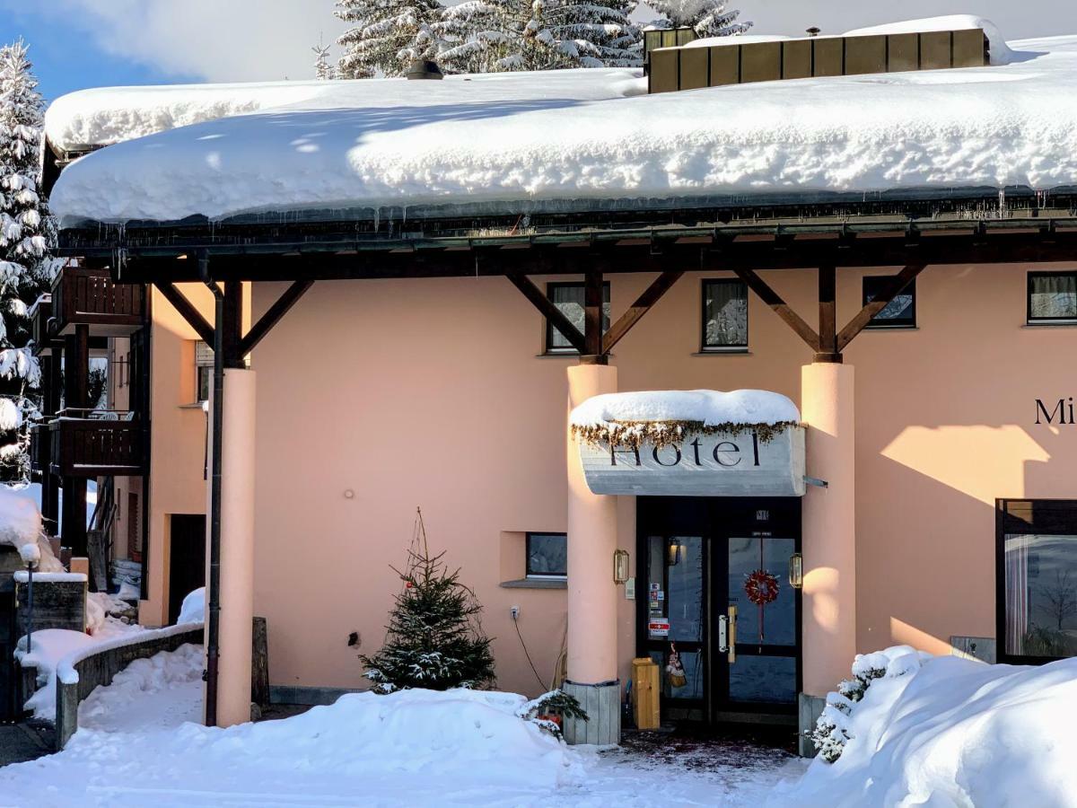 T3 Hotel Mira Val Flims Extérieur photo